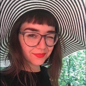 Meet your Posher, Raina